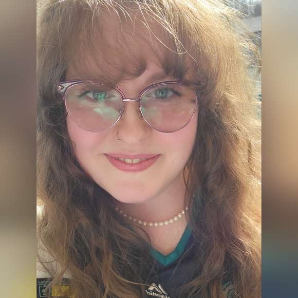 Meet Your Posher! - Picture 1 of 1